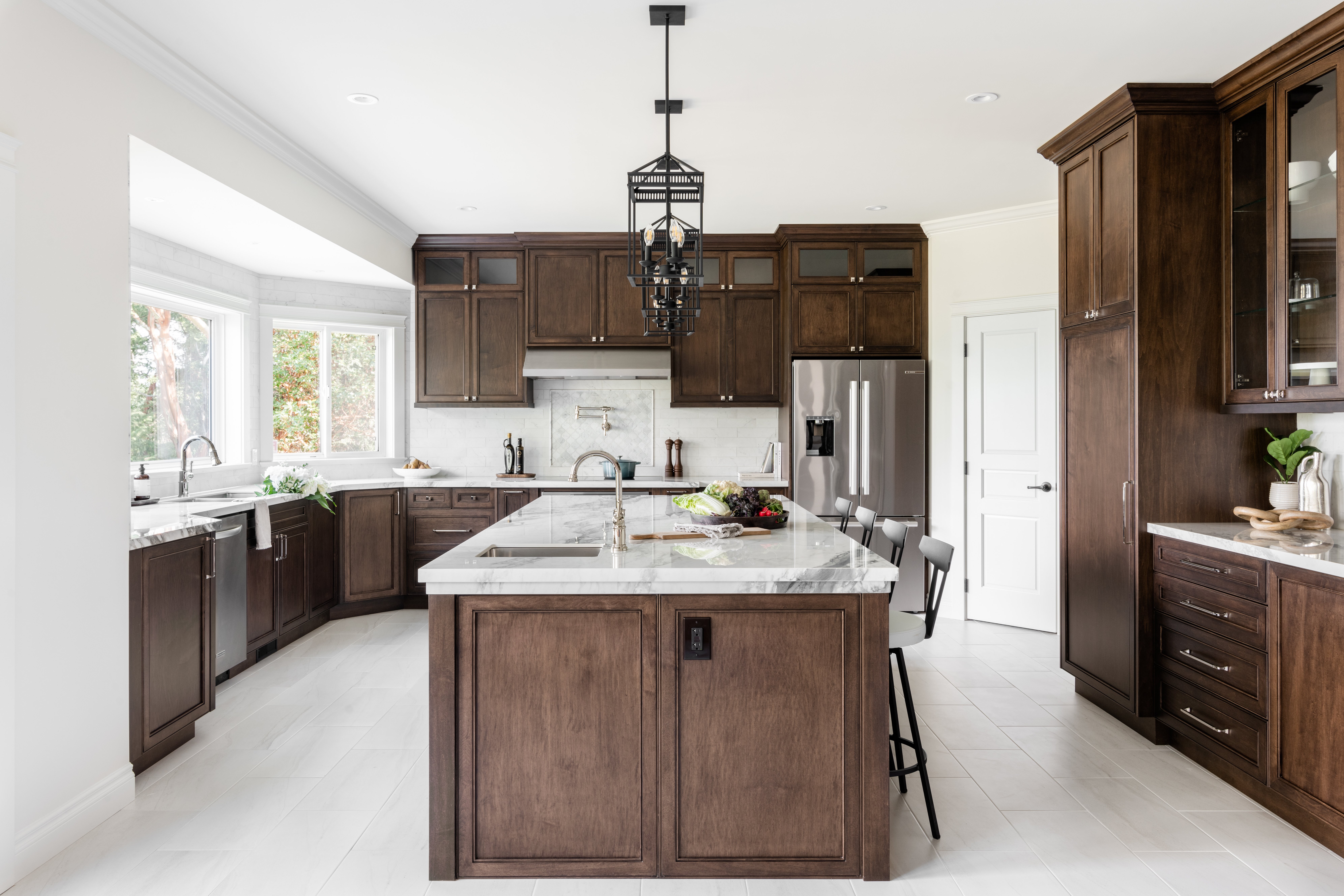 713Skyview-2 KITCHEN