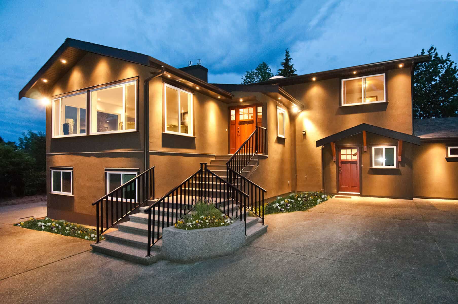 MAC-Reno-exteriors-gallery-VWP2143-2-1920